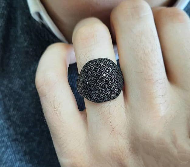 The Royal Black Ring Ring Store