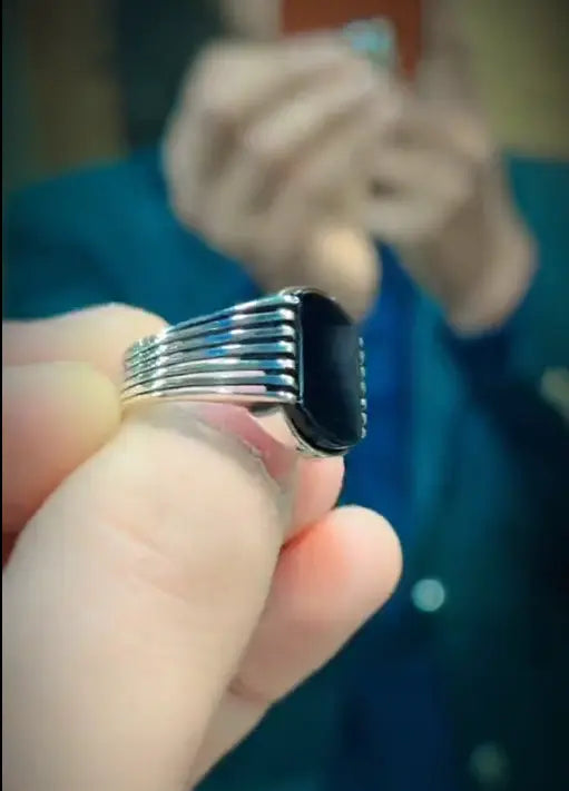 Fancy Black Ring Ring Store