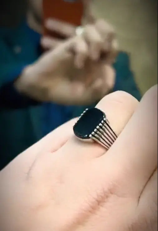 Fancy Black Ring Ring Store