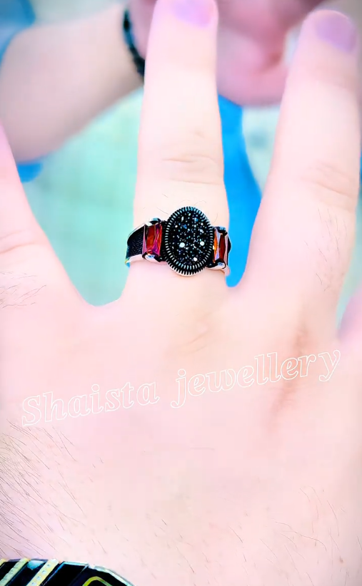 Modern Black Ring Ring Store