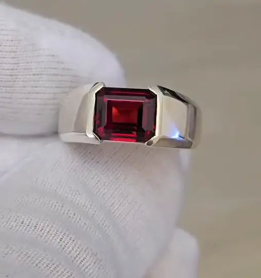 Crimson Ring Ring Store