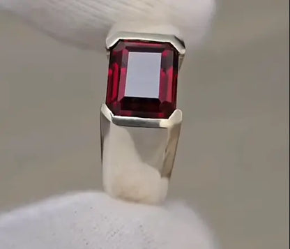 Crimson Ring Ring Store