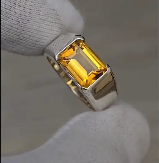 Golden Apex Ring Ring Store