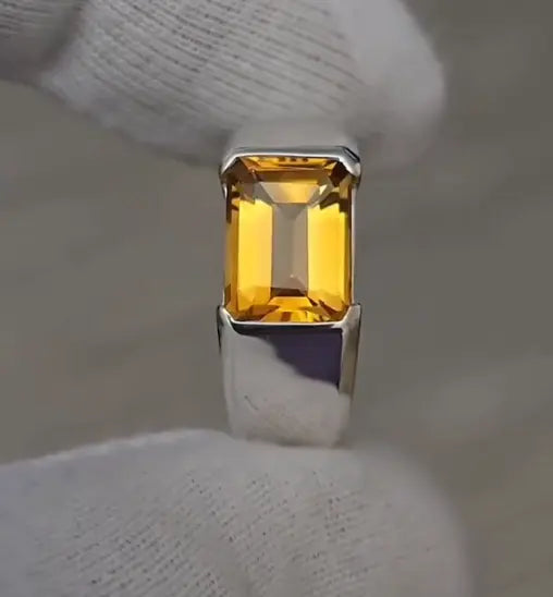 Golden Apex Ring Ring Store