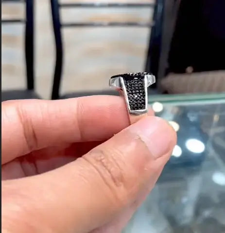 Fancy Black Ring Ring Store