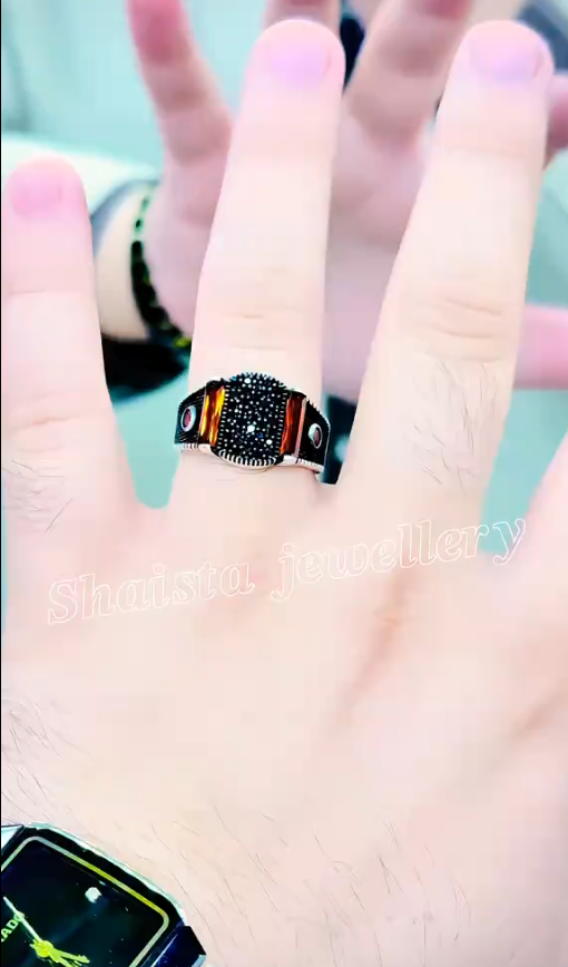The Rich Black Ring Ring Store