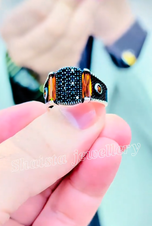 The Rich Black Ring Ring Store